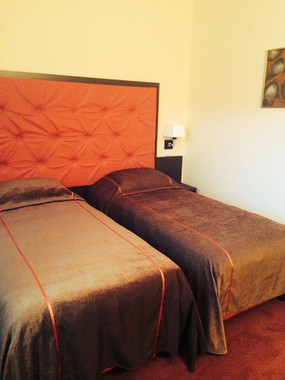 Hotel Fiama Otelu Rosu Oda fotoğraf